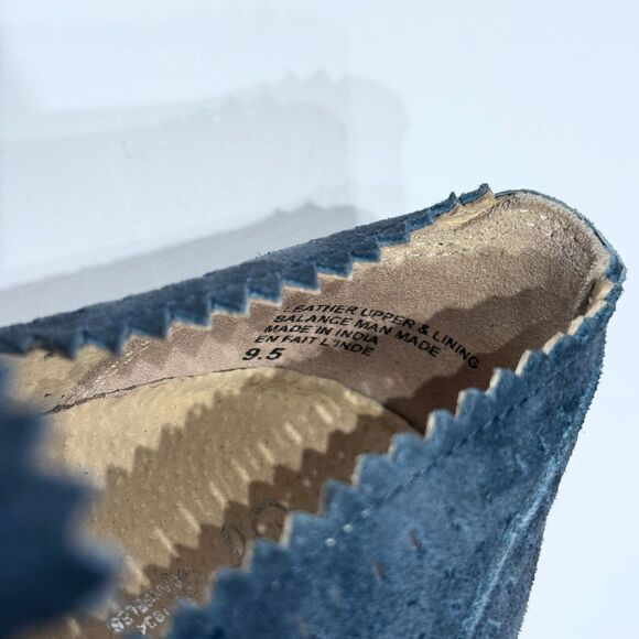 Seychelles Blue Suede Laser Cut Native Print Slip On Sneaker Women’s Size 9.5 - Picture 15 of 15